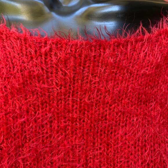 Decree Fuzzy Eyelash Knit Long Sleeve Boatneck Cropped Sweater Sz M - Picture 8 of 13